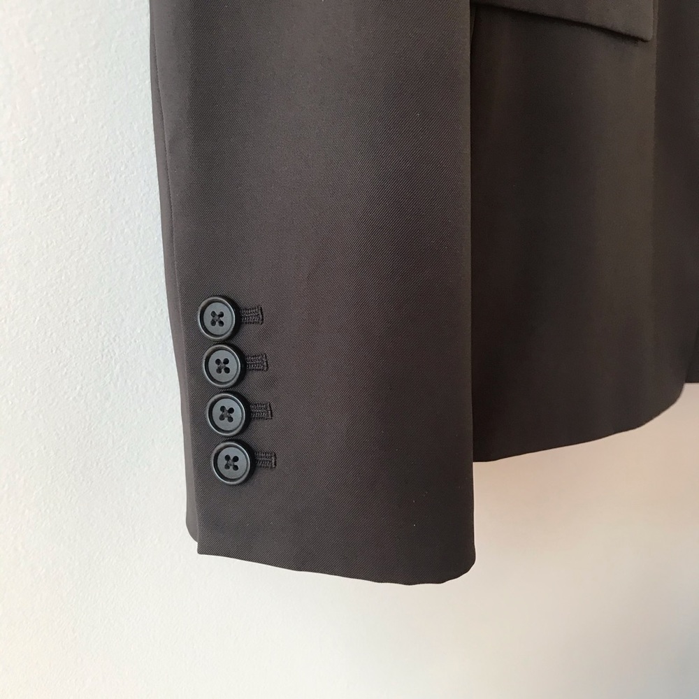Tahari brown blazer - Picture 4 of 5